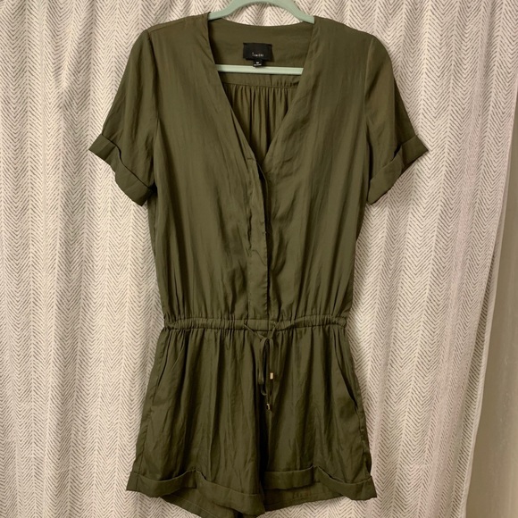 Anthropologie Pants - Limiere Army Green Romper ✨Anthropologie✨ Anthropologie Pants - Limiere Army Green Romper ✨Anthropologie✨